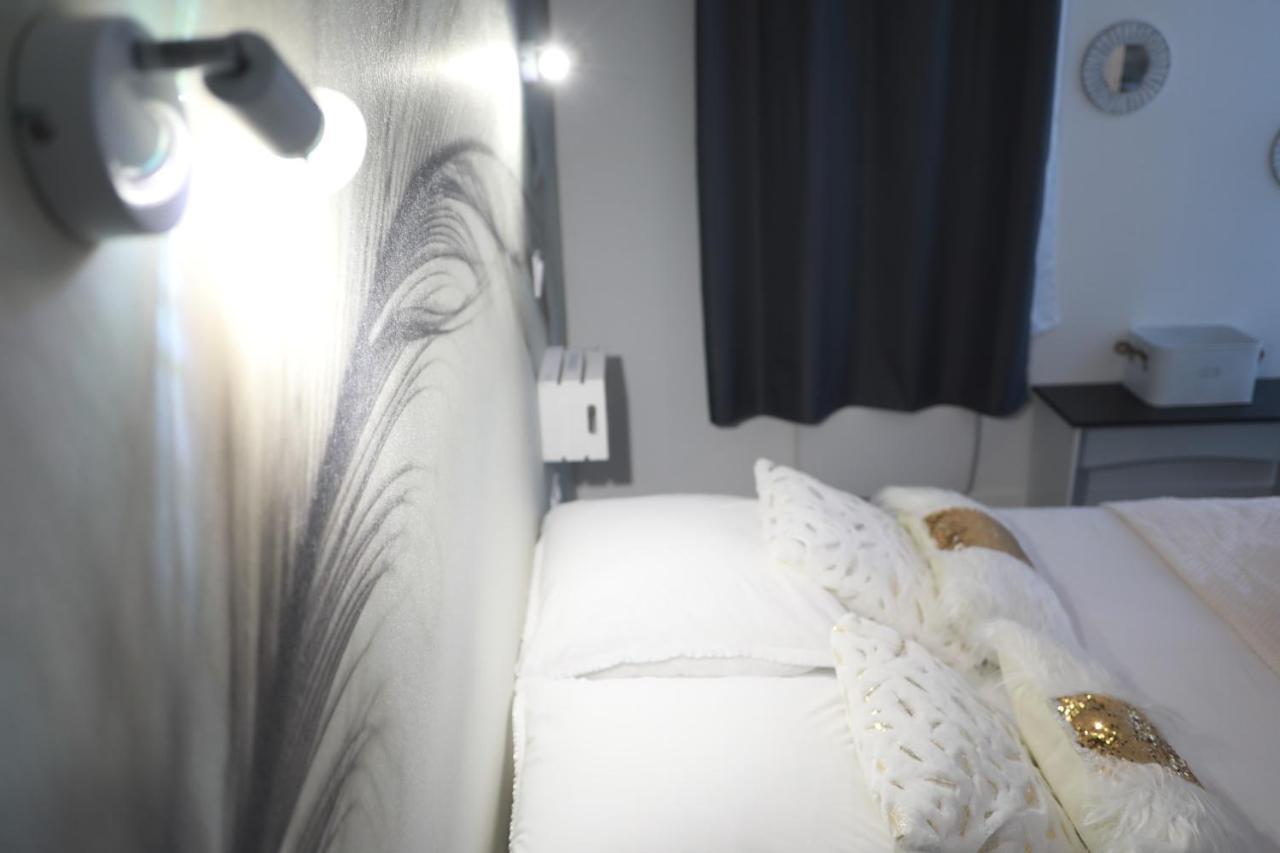 * Les Suites Aux Etoiles * Clermont-Ferrand Eksteriør bilde